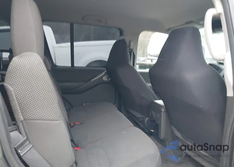 2012 Nissan Pathfinder S z USA, uszkodzony, nr VIN 5N1AR1NN2CC602000